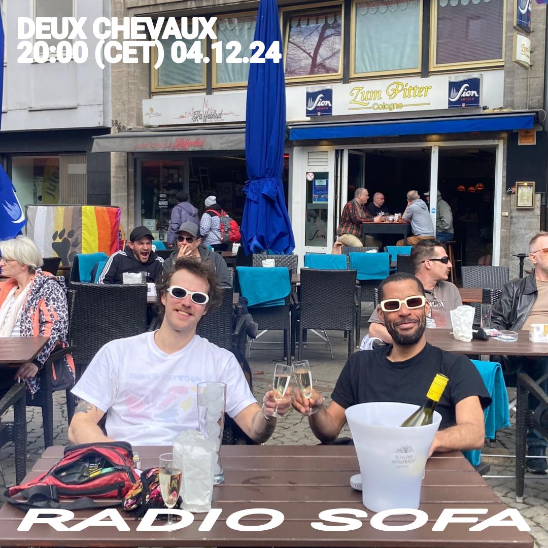 DEUX CHEVAUX